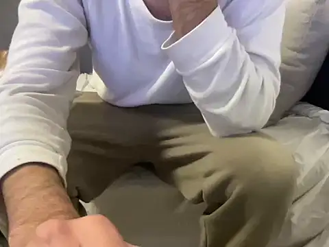 4small4inchlol - 4small4inchlol's free webcam