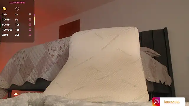 emily_bennett webcam