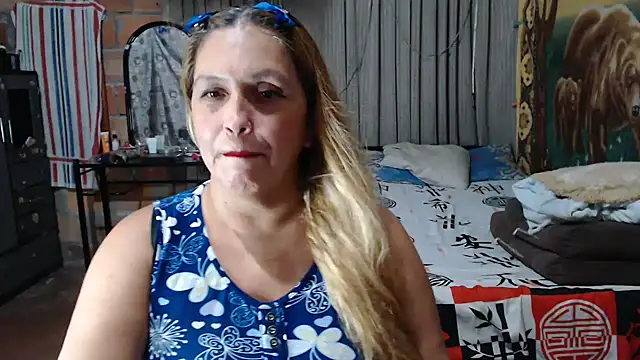 mom_son_dirty webcam