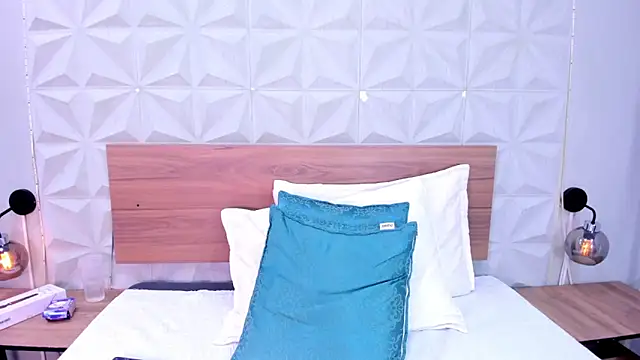 Stacey_white_ webcam