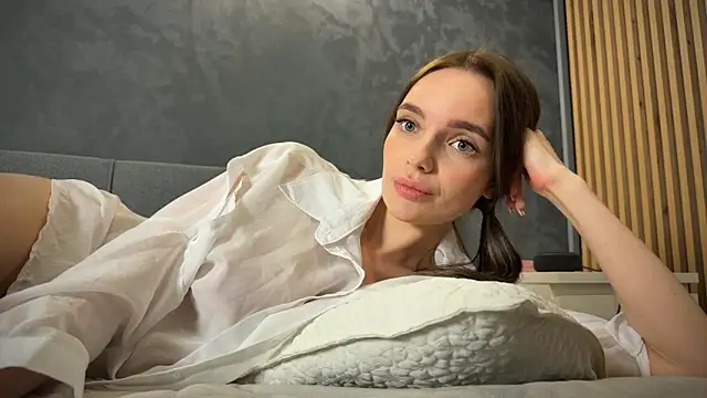 litlle_angelll webcam