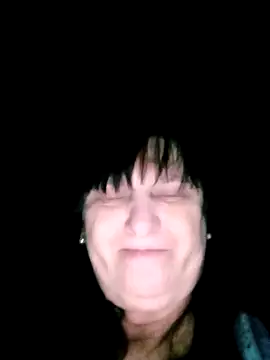 Apeesynka55211 webcam