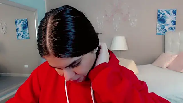 _Maddison_Ivanova_ webcam