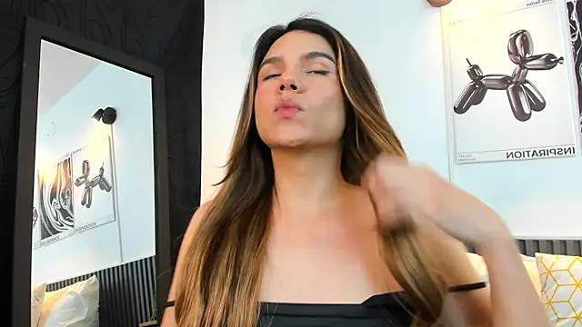 Cloe_Bonne webcam