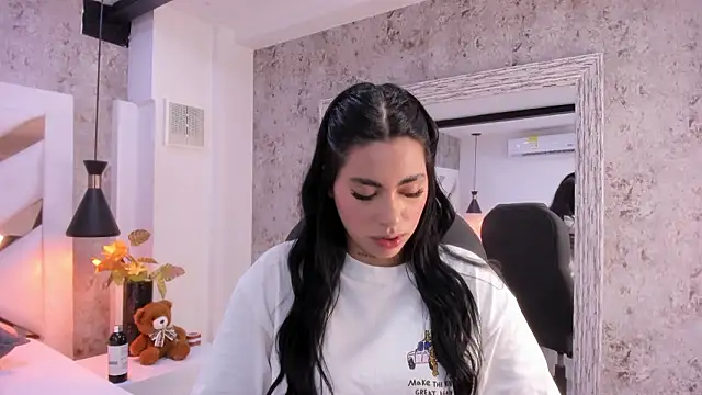 Vanessa_Rain_ webcam