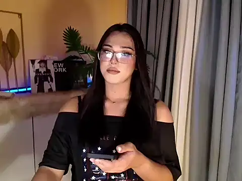 magnificent_kitana webcam