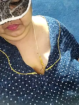 tamilthanushri webcam