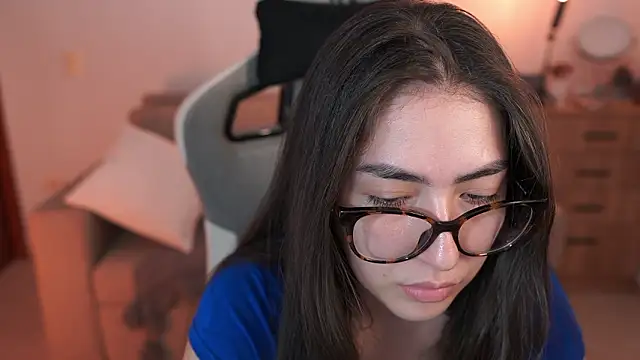 anyacutex - Anyacutex's free webcam - UK Sex Cams