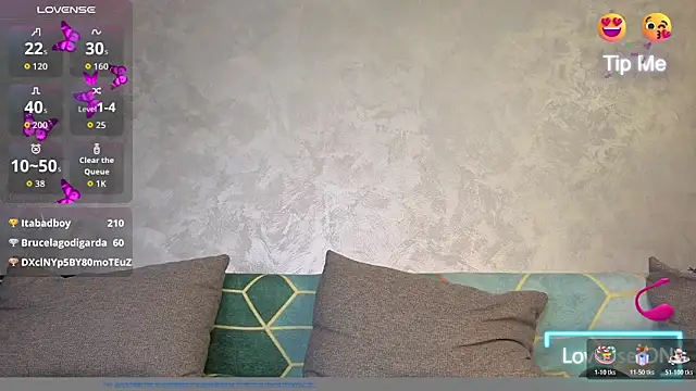 alessy1 - Alessy1's free webcam - UK Sex Cams