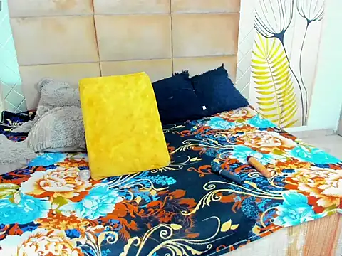 sweet_lulu_sofia webcam