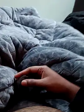 Naughtyforpussy webcam