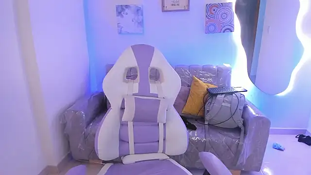 Charlotte_cowell_sub1_