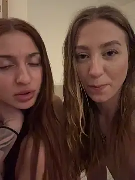 Live sex cam di romyxxs