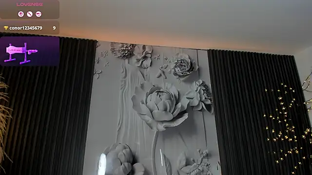 ShaniaDaniels webcam