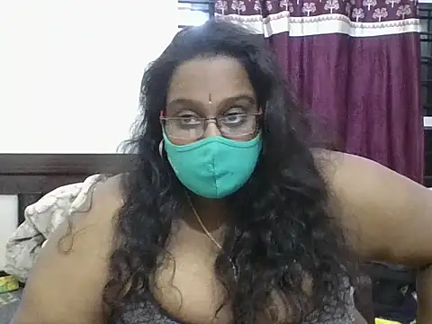 hootypriya - Hootypriya's free webcam - UK Sex Cams