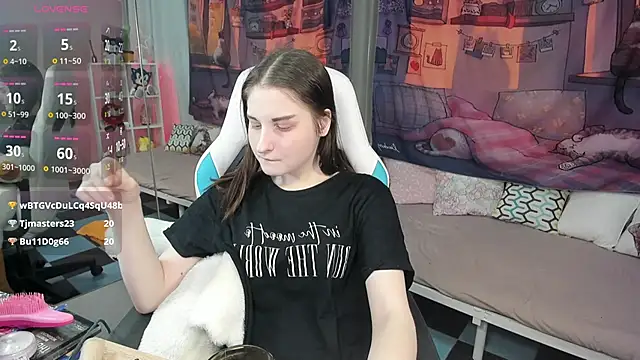 kiraduvall - KiraDuvall's free webcam - UK Sex Cams