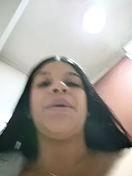 layla-daring - Layla-daring's free webcam - UK Sex Cams