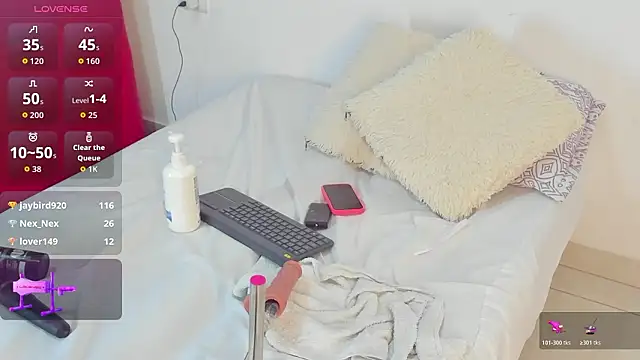 mara_clob - Mara_clob's free webcam - UK Sex Cams