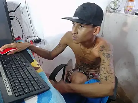 master_tattoo - Master_tattoo's free webcam - UK Sex Cams