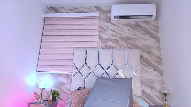 ivanna_vg - Ivanna_vg's free webcam - UK Sex Cams