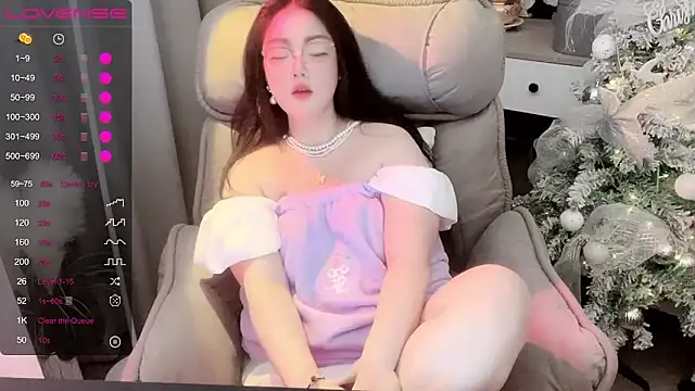 Monica-666888- webcam