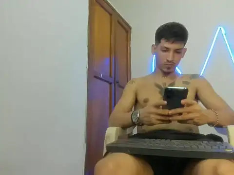 mastersex420 - MasterSEX420's free webcam