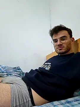 Men_use_me_for_pleasure's room