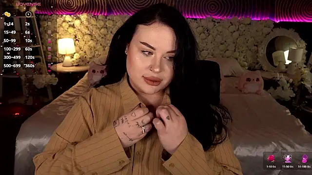 SerahMirabeli webcam