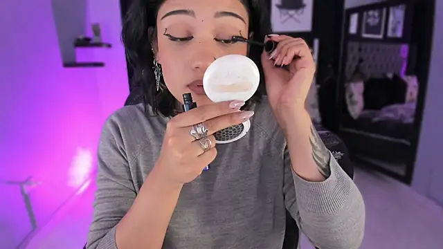 renee_shelby_ webcam