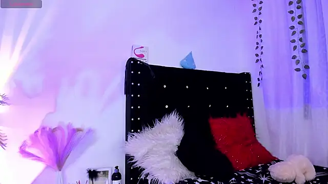 Cooperrosscute233 webcam