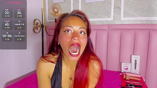 HoollyHendrix webcam