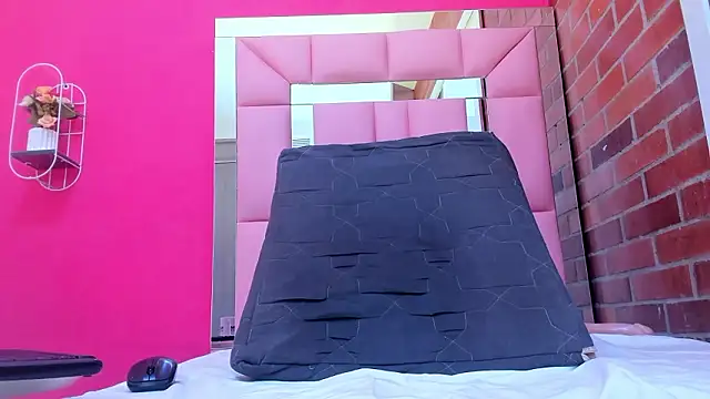 Baby_doll_XOXO webcam