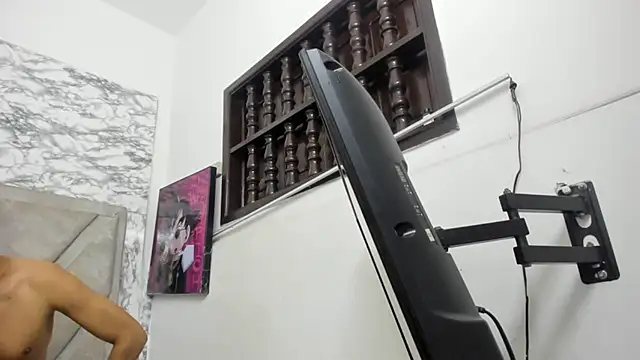 kirafox1 - KiraFox1's free webcam - UK Sex Cams