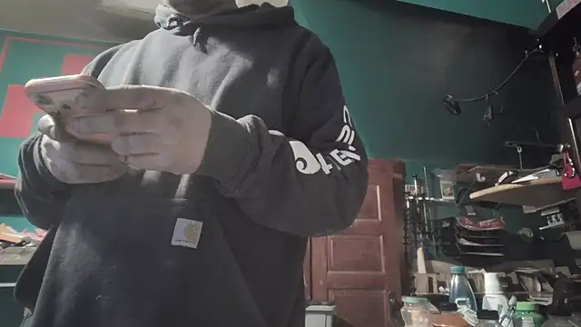 charactrzero (Ask my age) - Get naked stay naked.