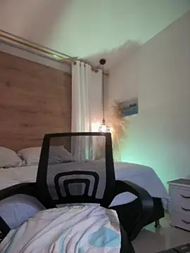 halaaa_1 - Halaaa_1's free webcam