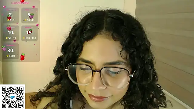 cinnamon_rosa webcam