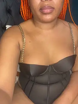 blackbarbiex23 - BlackBarbieX23's free webcam