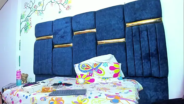 Live sex cam di skaysanchez1