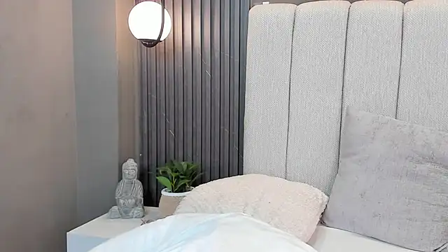 GiannaColling1 webcam