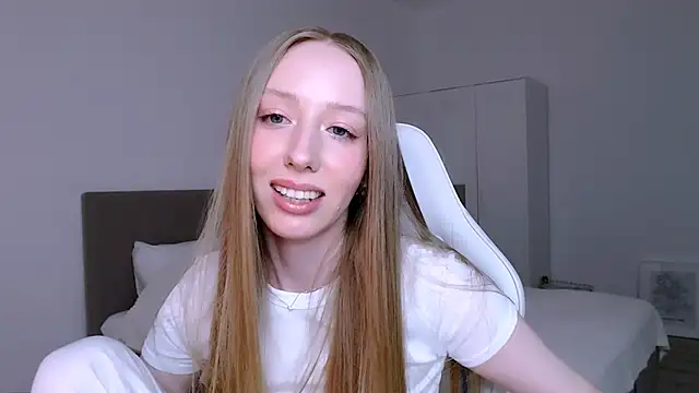 Luna_insniity webcam