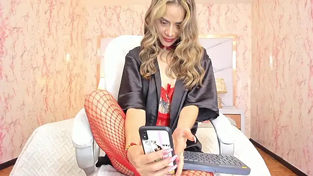 emily_whinfre - Emily_Whinfre's free webcam