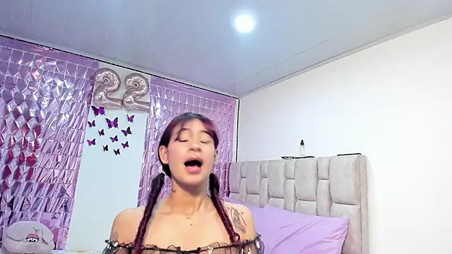 julietha-evans - Julietha-evans's free webcam - UK Sex Cams