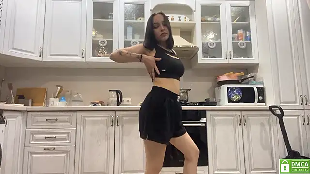 sylynisem - Sylynisem's free webcam