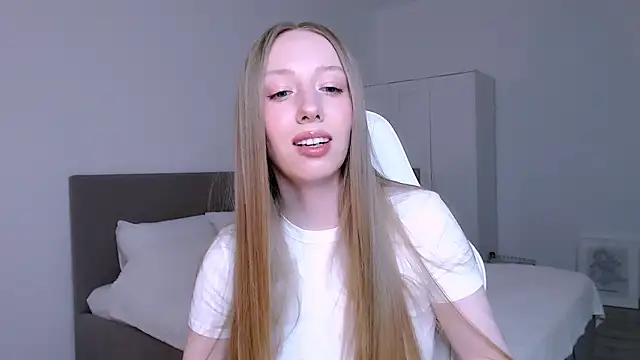 Luna_insniity webcam