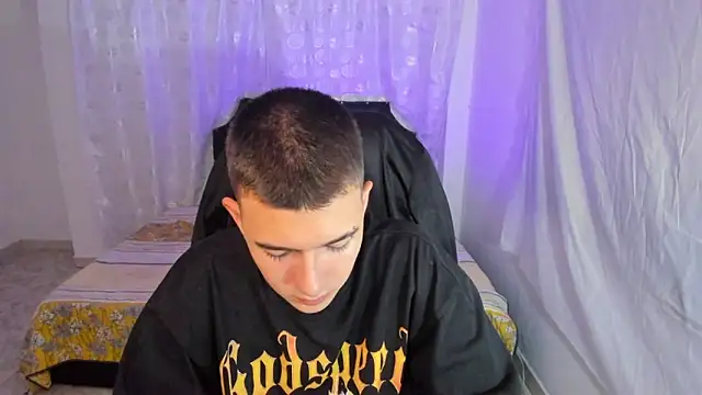 aleck_boy - Aleck_Boy's free webcam - UK Sex Cams