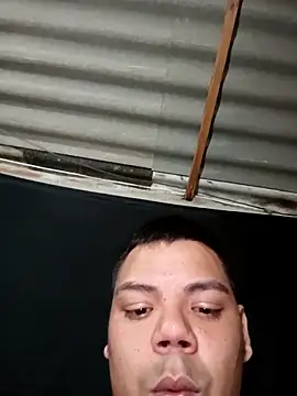 andres1037 - Andres1037's free webcam - UK Sex Cams