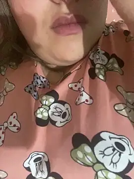 yassminsexy22 webcam