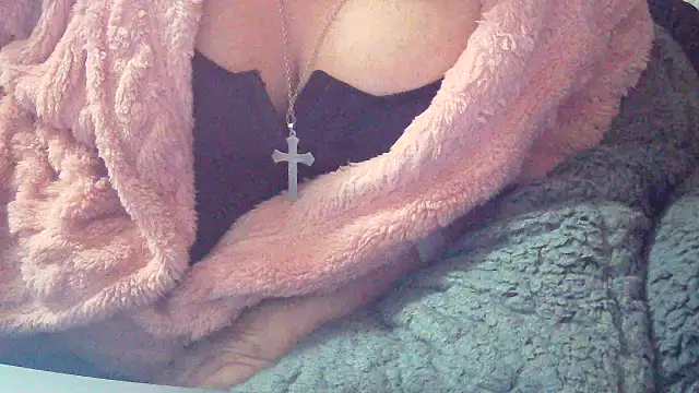 Playful_MILF_Demi webcam