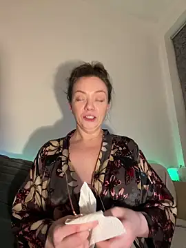 Webcam Model (FemDom_RubyKnightXXO)  is live.Free join now!