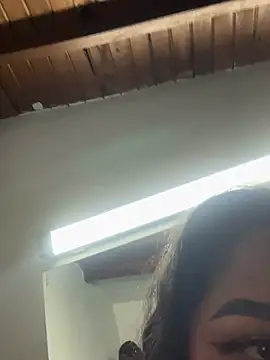 Isabella_Belmont webcam